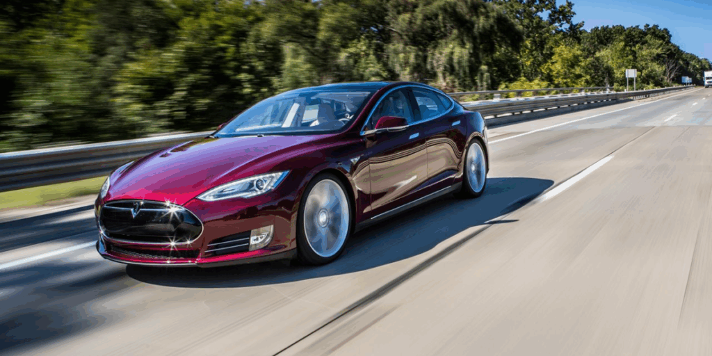 Tesla Model S (sedan 2012) (Foto: Tesla)