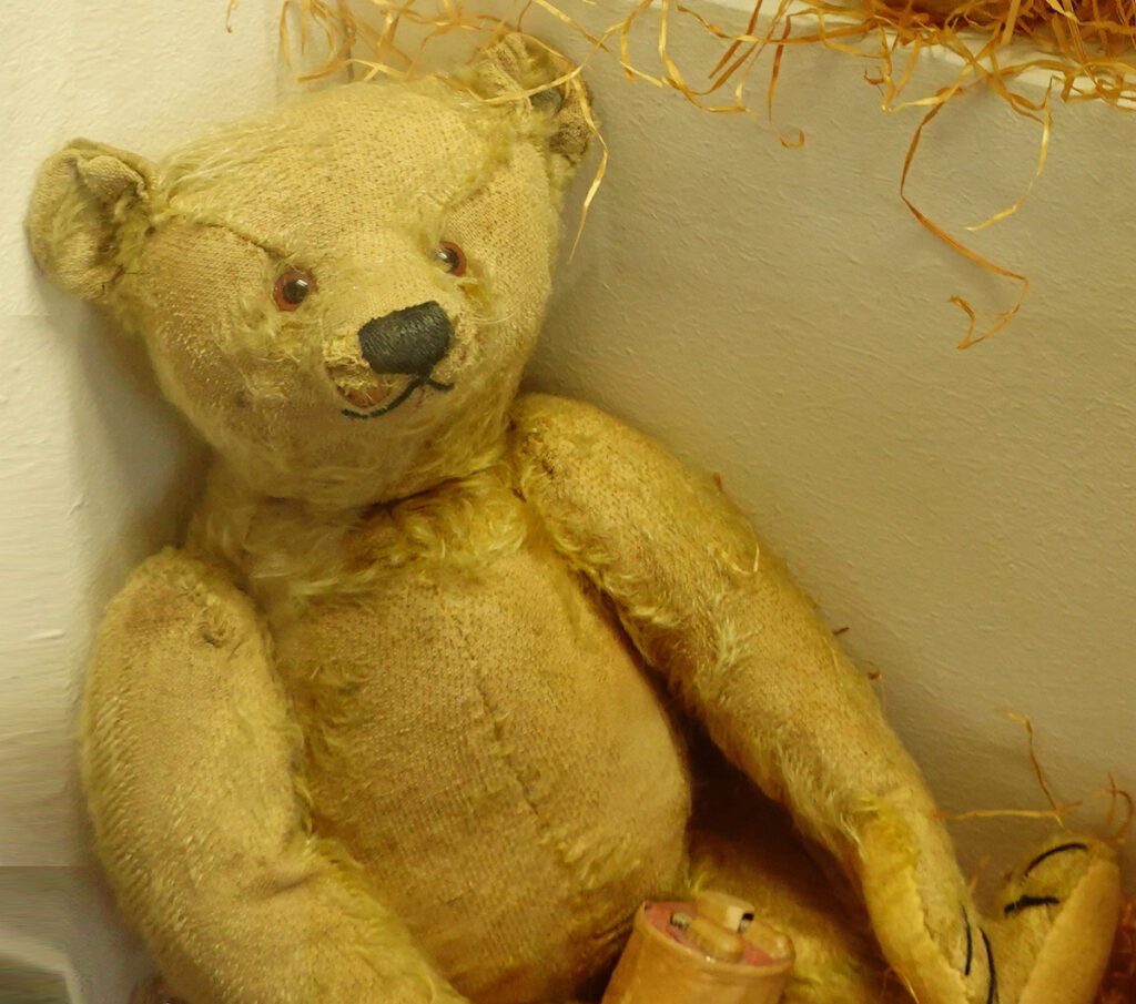 En antik Steiff-nalle.
