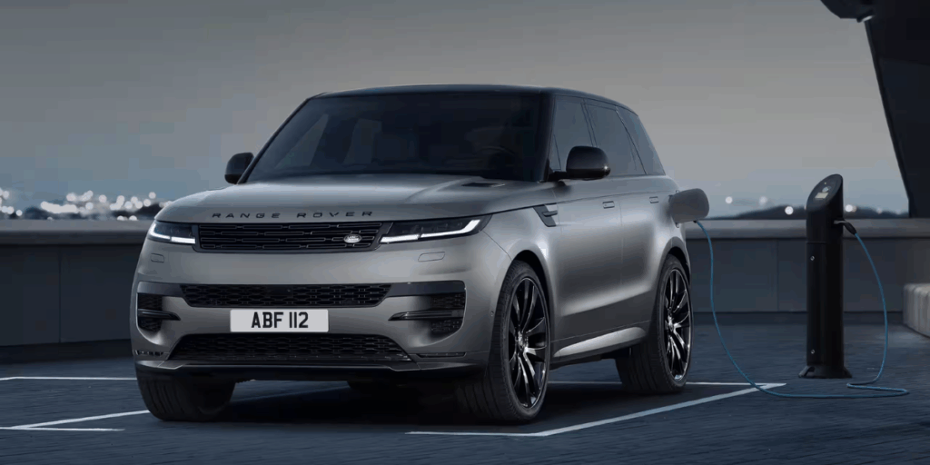 Den tunga Range Rover klarar det inte alls bra. (Foto: Range Rover)