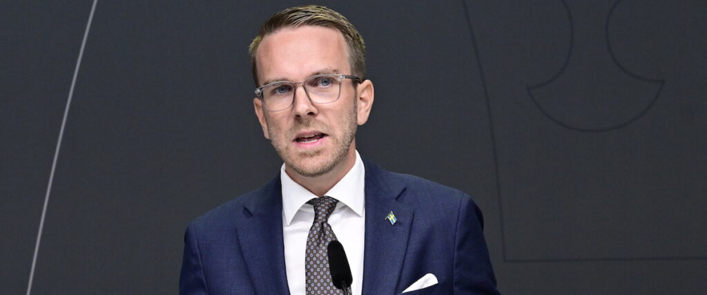 Infrastruktur- och bostadsminister Andreas Carlson. 